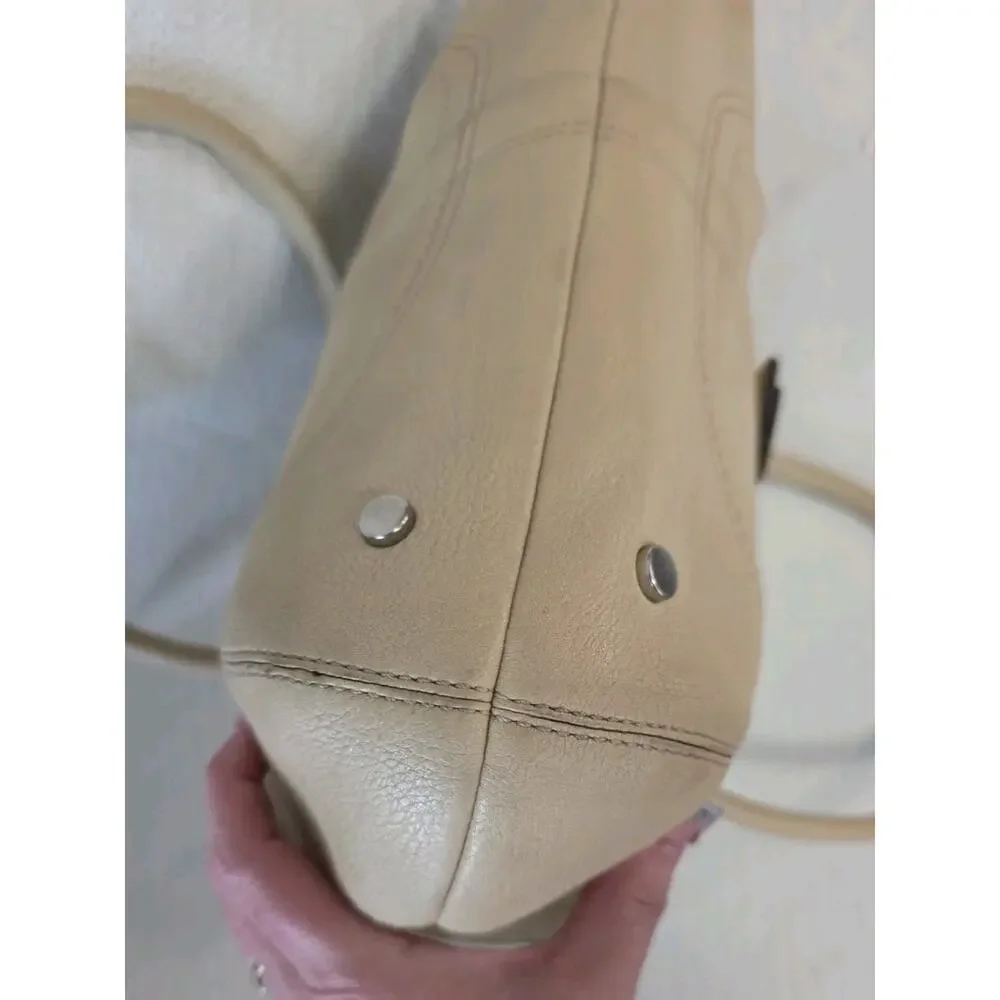 Vintage Coach Leather Handbag Satchel Purse Soho Flap Bag Beige Tan F10913 COA
